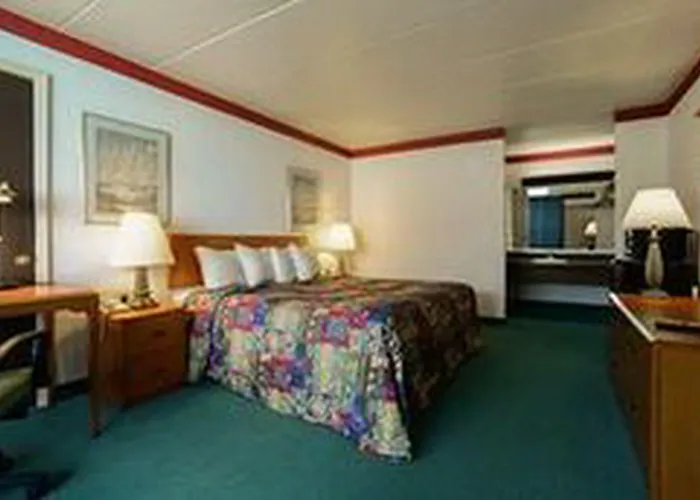 Hotel Maryville Inn 2*